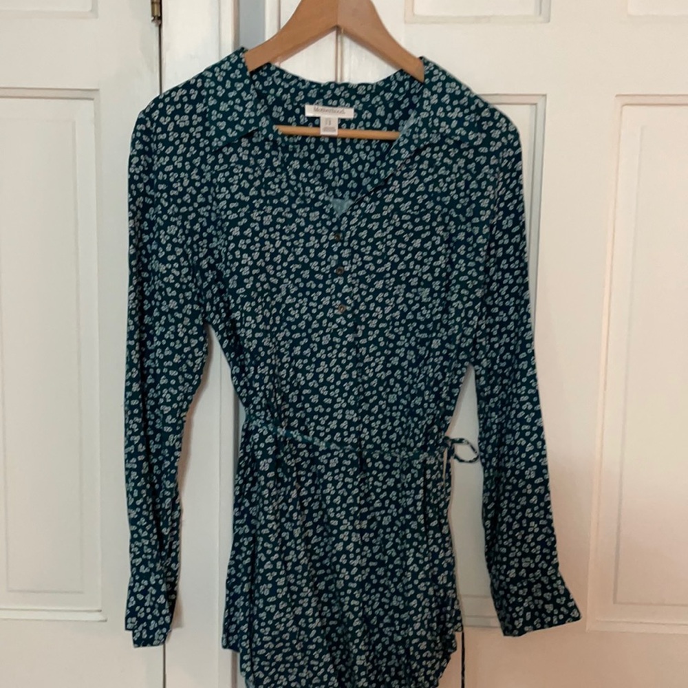 Cute maternity blouse